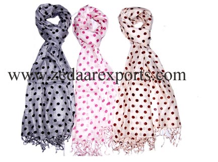 6137 Polka dot scarf